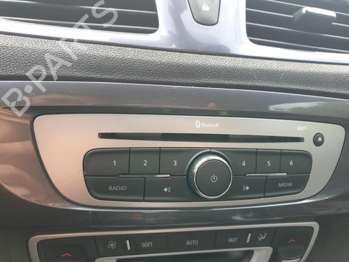 Used Climate control Climate control RENAULT SCÉNIC III (JZ0/1_) 1.5 dCi (110 hp) 28681532 28681532