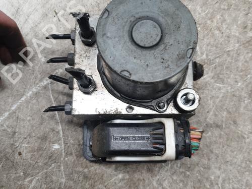 Used ABS pump PEUGEOT PARTNER Box Body/MPV 1.6 BlueHDi 100 (100 hp) 32630475