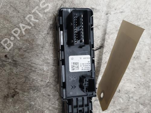 Left front window switch OPEL CROSSLAND X / CROSSLAND (P17, P2QO) 1.2 (75) | BP27992189I27 - Image 5