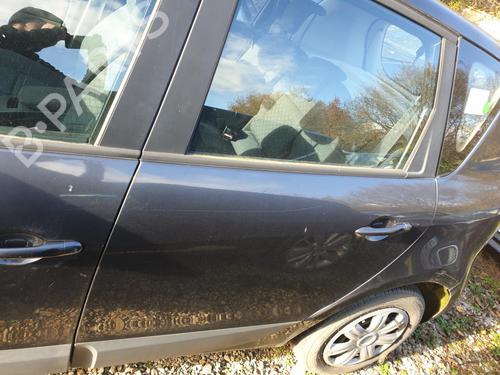 Used Left rear door RENAULT SCÉNIC III (JZ0/1_) 1.5 dCi (110 hp) 30492270