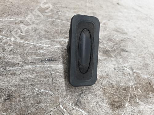 Used Electronic module RENAULT CLIO III Grandtour (KR0/1_) 1.5 dCi (KR0F) (86 hp) 24656410