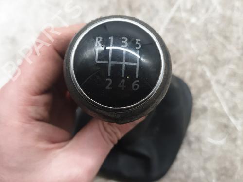 Pookknop VW GOLF VI (5K1) 2.0 TDI (110 hp) 31716022