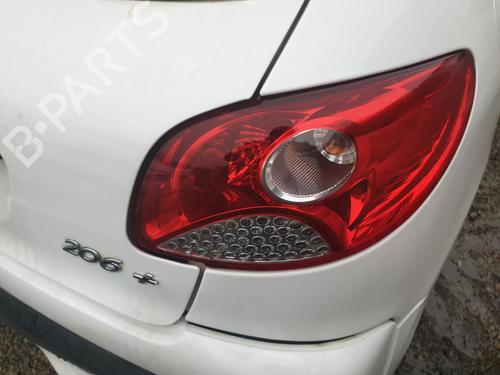 right-taillight-peugeot-206-2l_-2m_-2009-2010-2011-2012-2013-32262382 main image
