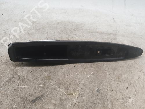 Used Right front window switch CITROËN C4 I (LC_) 1.4 16V (88 hp) 29840004