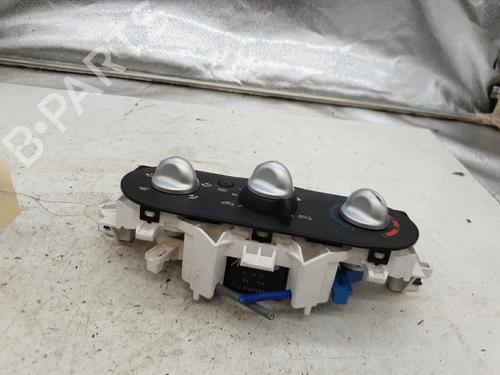 Used Climate control Climate control RENAULT TWINGO II (CN0_) 1.2 16V (CN04, CN0B) (75 hp) 22871778 22871778