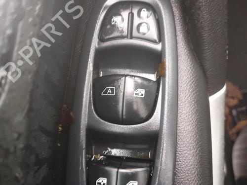 Left front window switch RENAULT KADJAR (HA_, HL_) 1.3 TCe 140 (HLNB, HLN1) | BP31378967I27 - Image 2