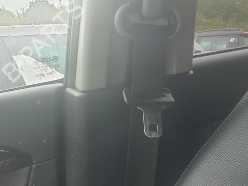 front-right-seatbelt-chevrolet-captiva-c100-c140-2006-28614087 main image