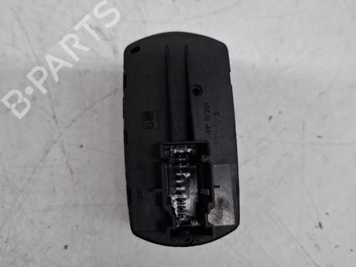 Used Left front window switch Left front window switch OPEL CORSA E (X15) 1.3 CDTI (08, 68) (75 hp) 39012787 39012787