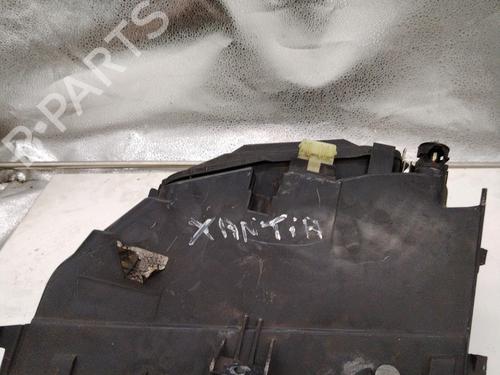 Right headlight CITROËN XANTIA (X1_, X2_) 2.0 HDI 109 | BP22864249C29 