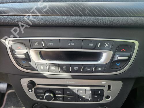 Used Climate control Climate control RENAULT MEGANE III Grandtour (KZ0/1) 1.5 dCi (KZ09, KZ0D, KZ1G, KZ29, KZ14, KZ1W, KZ10, KZ1F,... (110 hp) 26905175 26905175