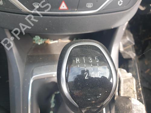 Used Gear lever PEUGEOT 308 II (LB_, LP_, LW_, LH_, L3_) 1.5 BlueHDI 100 (102 hp) 28429358