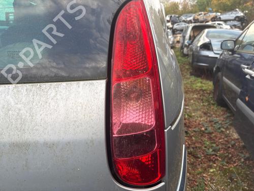 Right taillight PEUGEOT 807 (EB_) 2.0 HDI | BP39550415C35 - Image 2