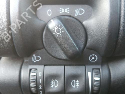 Used Headlight switch OPEL VECTRA B (J96) 1.6 i 16V (F19) (100 hp) 30978057