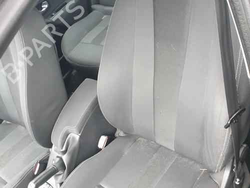 Siège avant gauche RENAULT MEGANE III Hatchback (BZ0/1_, B3_) 2.0 dCi (BZ0L) (160 hp) 32373034