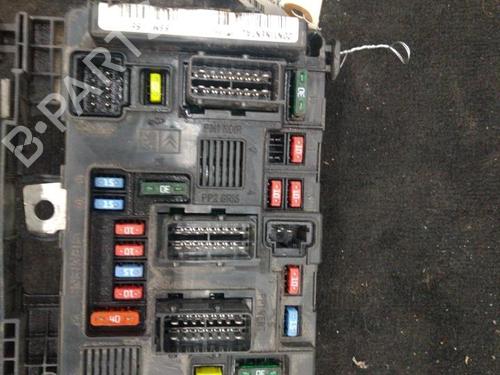 Used Fuse box PEUGEOT 206 Hatchback (2A/C) 1.9 D (69 hp) 25842387