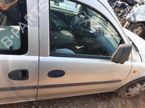 Used Right front door Right front door 37453143 37453143