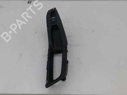 Used Right front window switch OPEL CORSA B (S93) 1.7 D (F08, F68, M68) (60 hp) 25842486