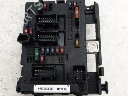 Used Fuse box PEUGEOT 206 Hatchback (2A/C) 1.4 16V (88 hp) 22878049