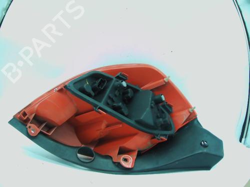 Used Right taillight Right taillight RENAULT CLIO III (BR0/1, CR0/1) 1.4 16V (98 hp) 22886461 22886461
