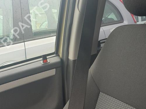 front-right-seatbelt-opel-meriva-a-mpv-x03-2003-2004-2005-2006-2007-2008-2009-2010-28415922 main image