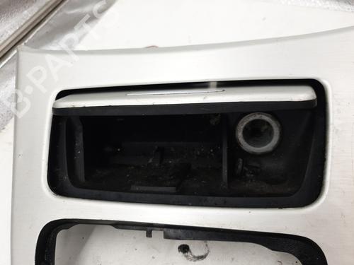 Used Middle console Middle console BMW 3 (E90) 330 d (231 hp) 22873630 22873630