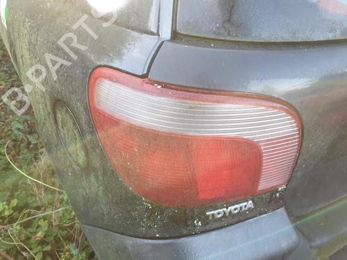 left-taillight-toyota-yaris-_p1_-1999-2000-2001-2002-2003-2004-2005-28798762 main image