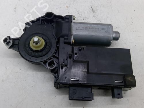 Used Left front window motor Left front window motor PEUGEOT 307 (3A/C) 2.0 HDi 90 (90 hp) 24421399 24421399