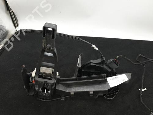 Used Front right lock Front right lock FORD C-MAX II (DXA/CB7, DXA/CEU) 2.0 TDCi (140 hp) 25842340 25842340