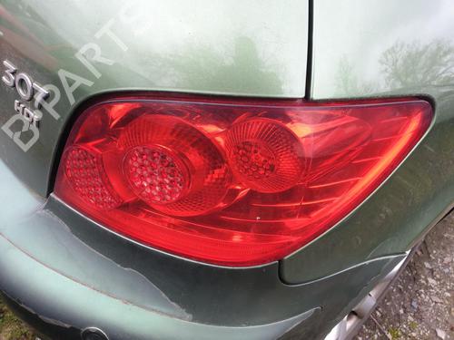 right-taillight-peugeot-307-3ac-2000-2001-2002-2003-2004-2005-2006-2007-2008-2009-2010-2011-2012-33680538 main image