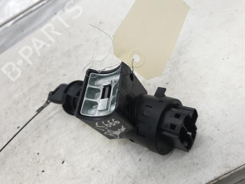 ignition-barrel-bluecar-blueutility-2011-33418461 main image