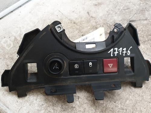 Used Switch CITROËN BERLINGO Box Body/MPV (B9) 1.6 HDi / BlueHDi 75 (75 hp) 28164742
