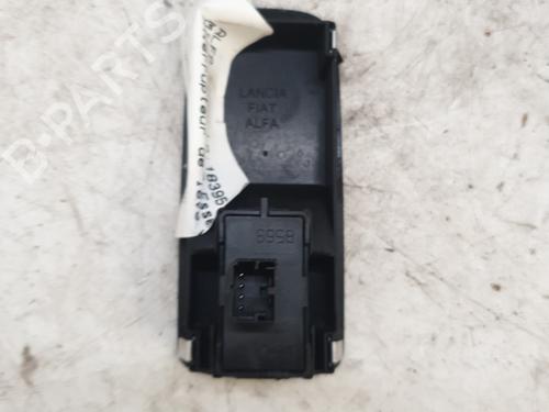 Used Right front window switch Right front window switch 36859164 36859164