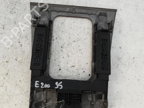 Switch MERCEDES-BENZ E-CLASS (W210) E 200 (210.035) | BP22865756I30 