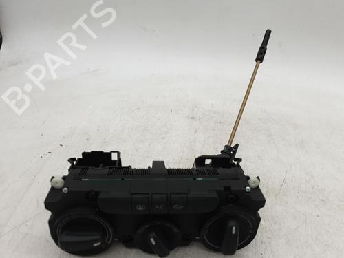 Used Climate control AUDI A3 (8P1) 1.6 TDI (90 hp) 25842195