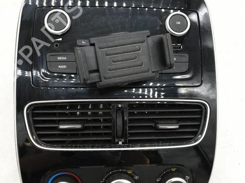 Used Radio RENAULT CLIO IV (BH_) 0.9 TCe 90 (BHNF, BHMA, BHMH, BHJK, BHJR) (90 hp) 22879971