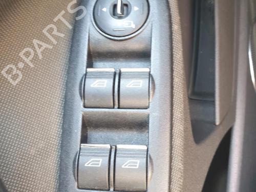 Used Left front window switch Left front window switch FORD KUGA I 2.0 TDCi (140 hp) 25594598 25594598