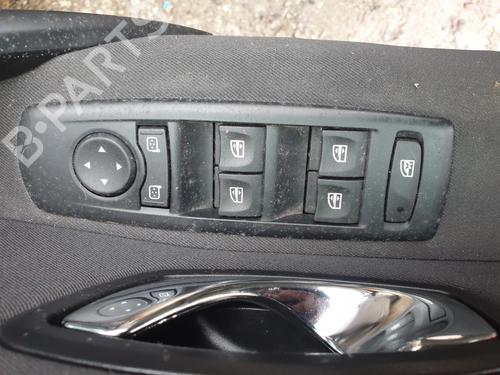 Used Left front window switch Left front window switch RENAULT MEGANE III Hatchback (BZ0/1_, B3_) 1.5 dCi (BZ09, BZ0D, BZ1W, BZ29, BZ14) (110 hp) 32061033 32061033