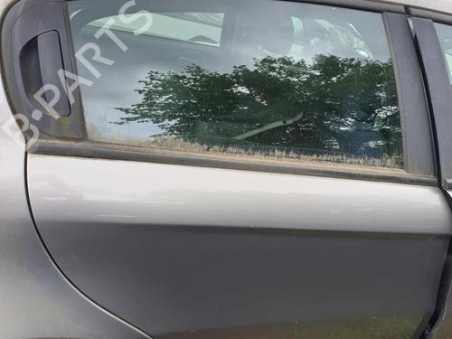Used Right rear door ALFA ROMEO 147 (937_) 1.9 JTDM 8V (937.AXD1A, 937.AXU1A, 937.BXU1A) (120 hp) 25984052