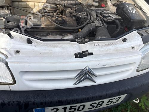 Used Grille Grille 39630164 39630164