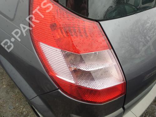 left-taillight-renault-scenic-ii-jm01_-2003-2004-2005-2006-2007-2008-2009-2010-32003266 main image