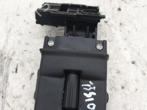 Used Switch Switch RENAULT MEGANE II (BM0/1_, CM0/1_) 1.5 dCi (BM0F, BM0T, BM2B, CM0F, CM0T) (82 hp) 22865254 22865254