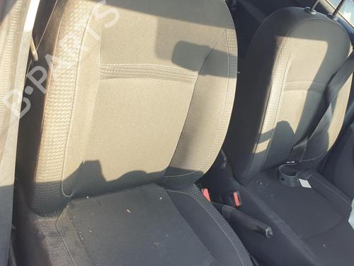 Used Right front seat DACIA SANDERO II 1.0 SCe 75 (B8JC, B8JD, B8NC) (73 hp) 29142690