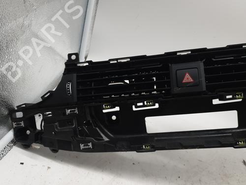 Air vent AUDI A4 B9 Avant (8W5, 8WD) 2.0 TDI | BP22882584I21 - Image 2
