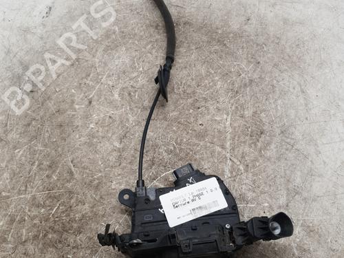 venstre-foran-las-renault-captur-i-j5_-h5_-2013-32298924 main image