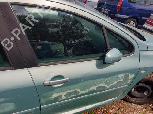 Used Right front door PEUGEOT 307 Break (3E) 2.0 HDI 110 (107 hp) 28026059