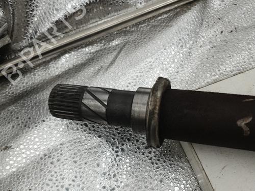 Used Right front driveshaft Right front driveshaft 22884698 22884698