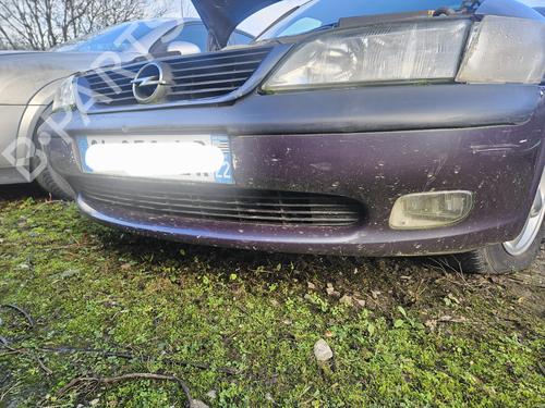 Used Front bumper OPEL VECTRA B (J96) 1.6 i 16V (F19) (100 hp) 30978071