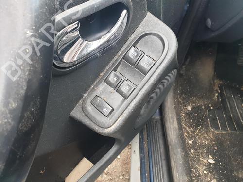 Left front window switch DACIA DUSTER (HS_) 1.2 TCe 125 | BP38942348I27 - Image 3