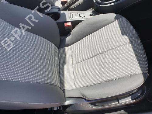 Right front seat SEAT LEON (1P1) 1.6 TDI | BP26008275C16 