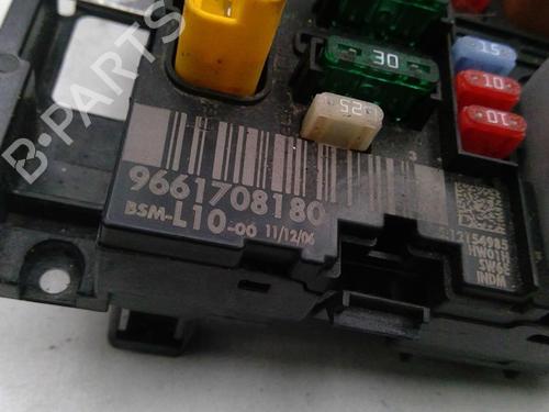 Used Fuse box Fuse box 22873043 22873043